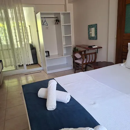 Antonio 2* Çeşme