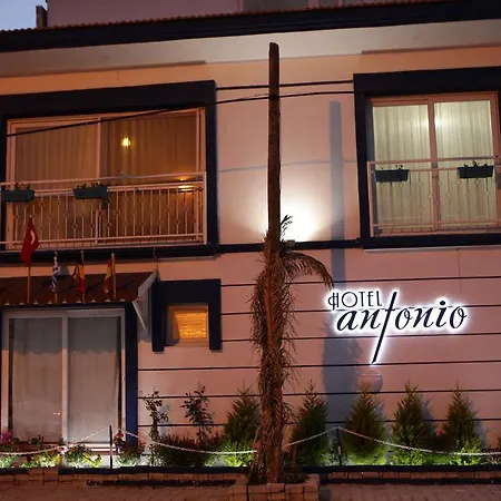 Отель Antonio